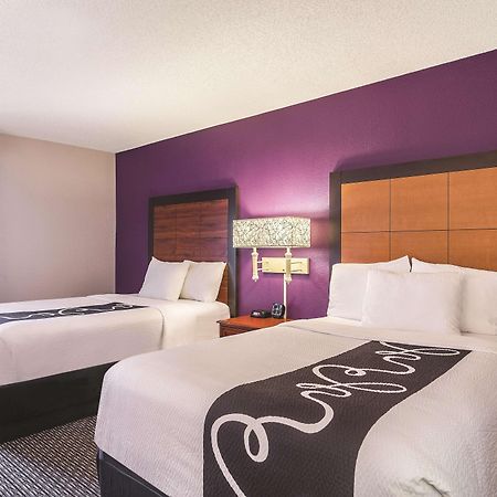 Отель Wingate By Wyndham Brunswick Ga I-95 Экстерьер фото