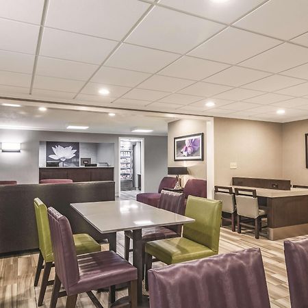 Отель Wingate By Wyndham Brunswick Ga I-95 Экстерьер фото