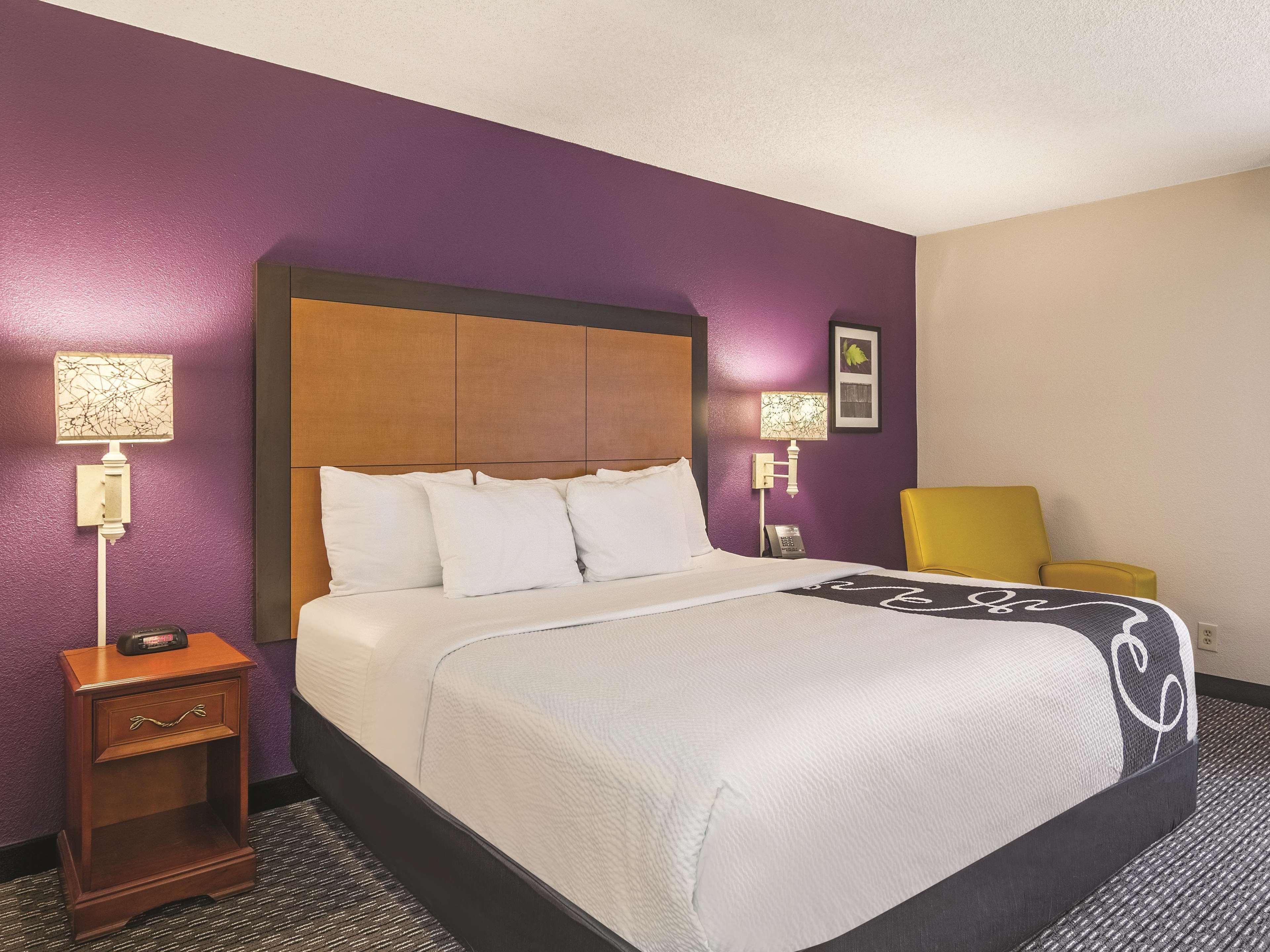 Отель Wingate By Wyndham Brunswick Ga I-95 Экстерьер фото